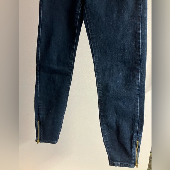 Denizen from Levi’s Women’s High Rise Ankle Jegging Jeans, Size 5, W 27, Blue - Picture 4 of 10